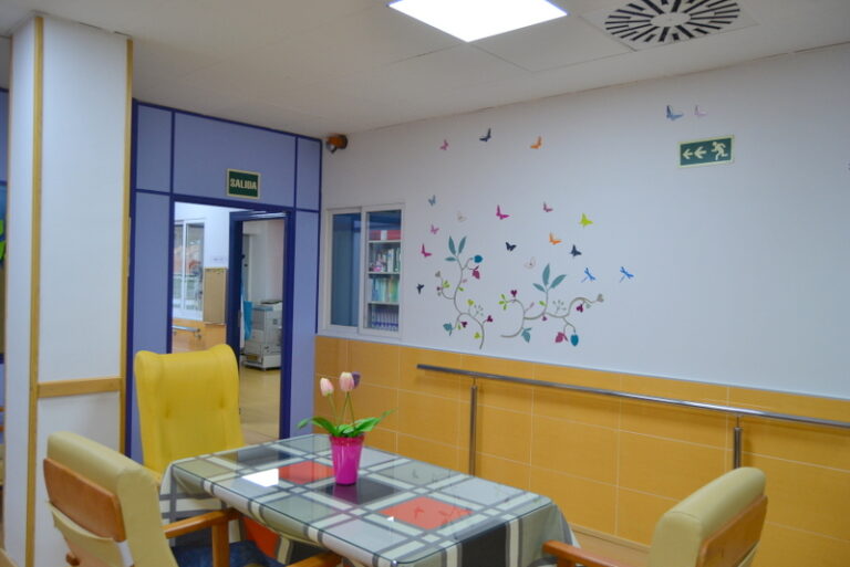 sala-de-estar-comedor-la-zubia2