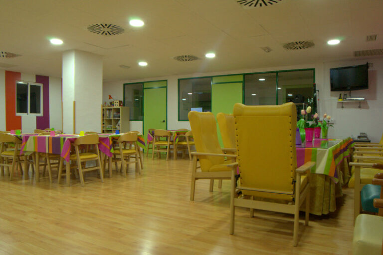 sala-estar-comedor-huétor-vega4 (1)